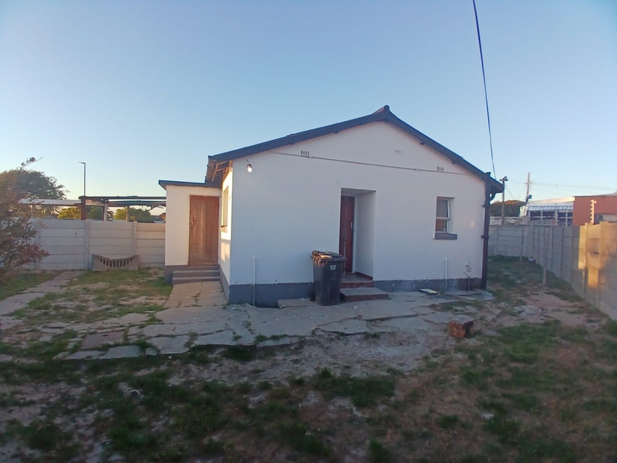 1 Bedroom Property for Sale in Ruyterwacht Western Cape